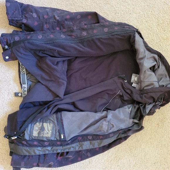 686 Women's 3-in-1 Parka - Picture 5 of 8